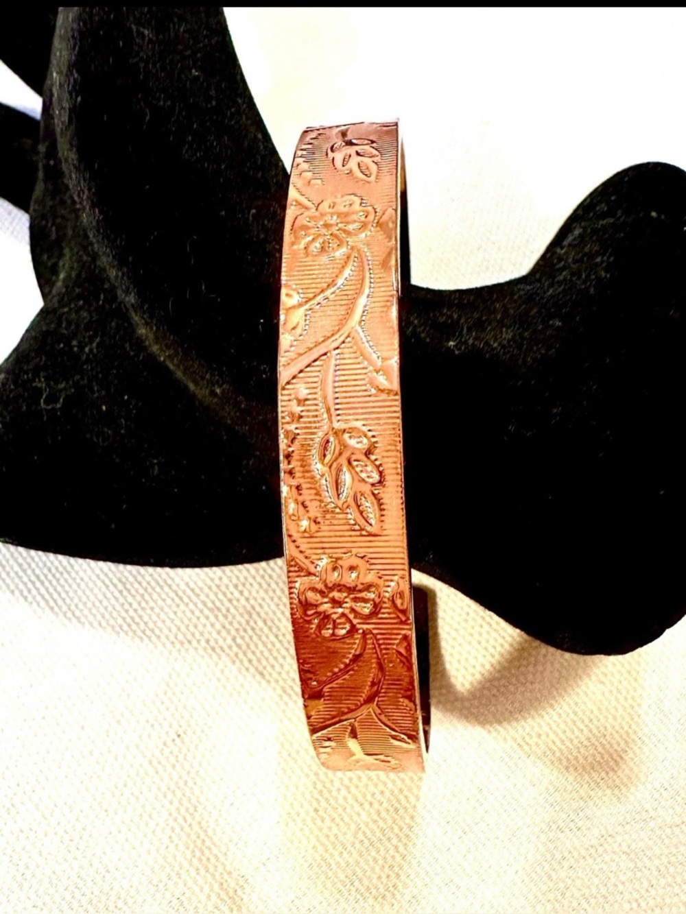 Floral Engraved Copper Bangle Bracelet - Pink/Gold Tone